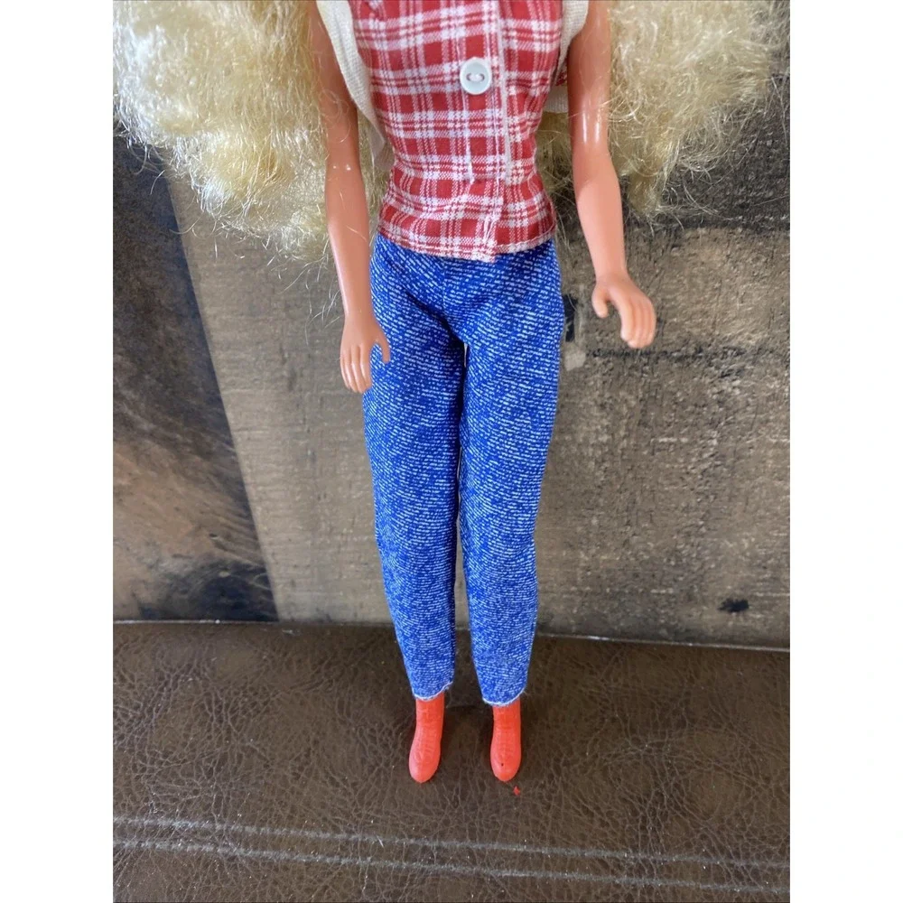Vintage 1966 Malaysia‎ Barbie Blonde 1995 Lee Jeans Red Gingham Backpack Visor
